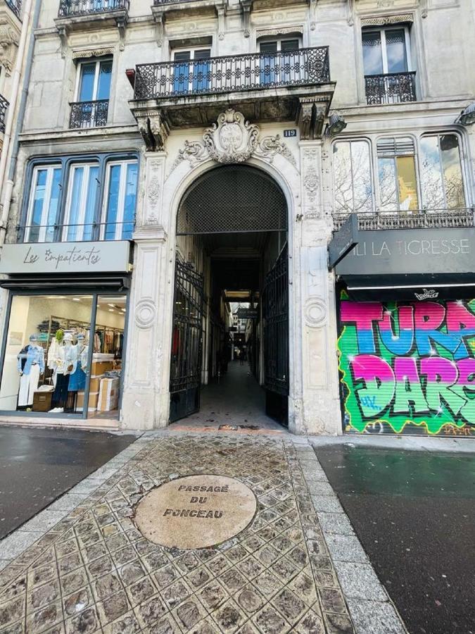 160 - Urban Fashion Week Paris Vuitton Apartamento Exterior foto